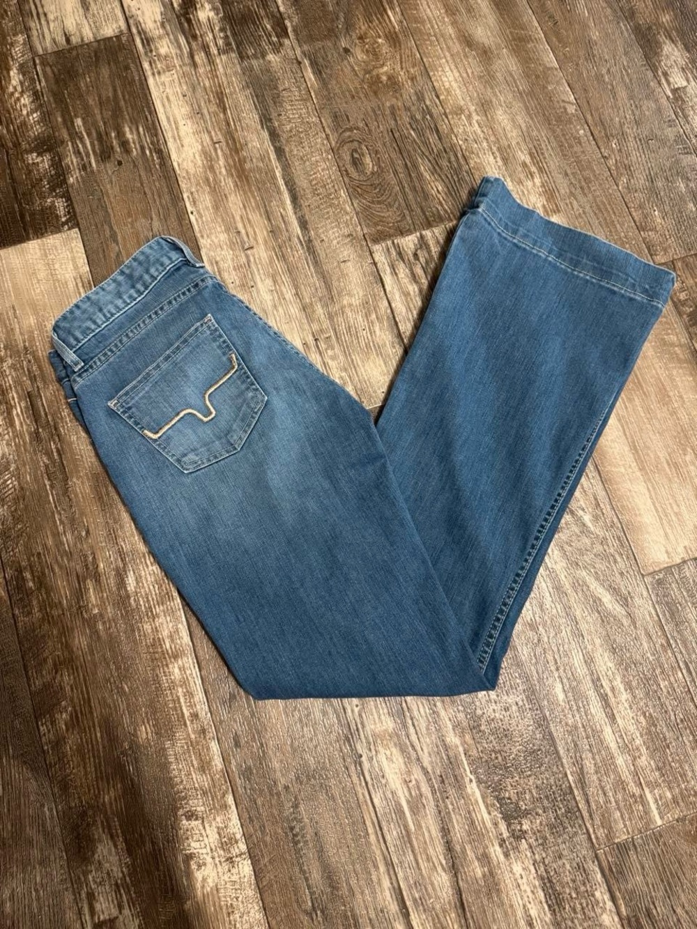 Kimes ranch Lola Soho fade jeans size 6 inseam 32